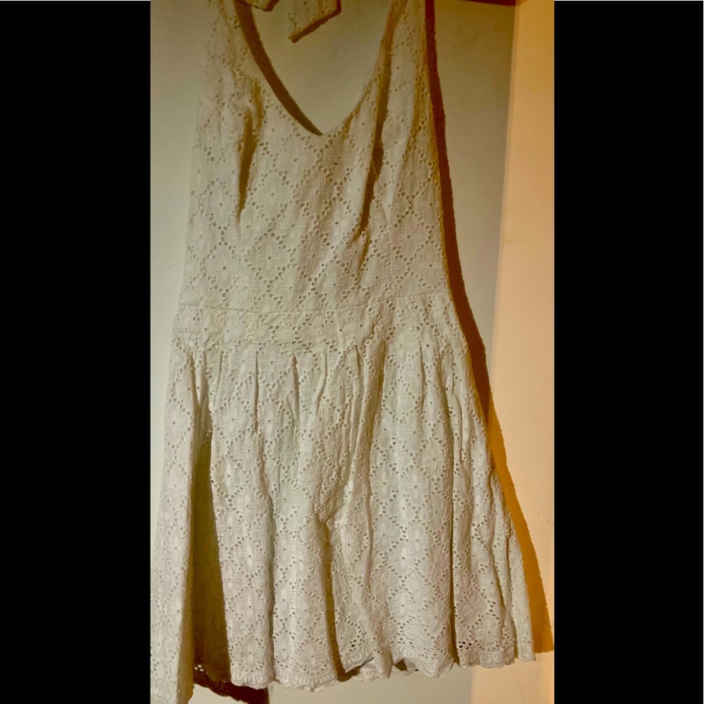 White Lily Pulitzer halter dress size 6